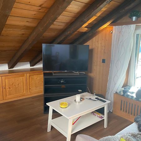 Dachwohnung In Der Mitte Von Laax-Dorf Zewnętrze zdjęcie