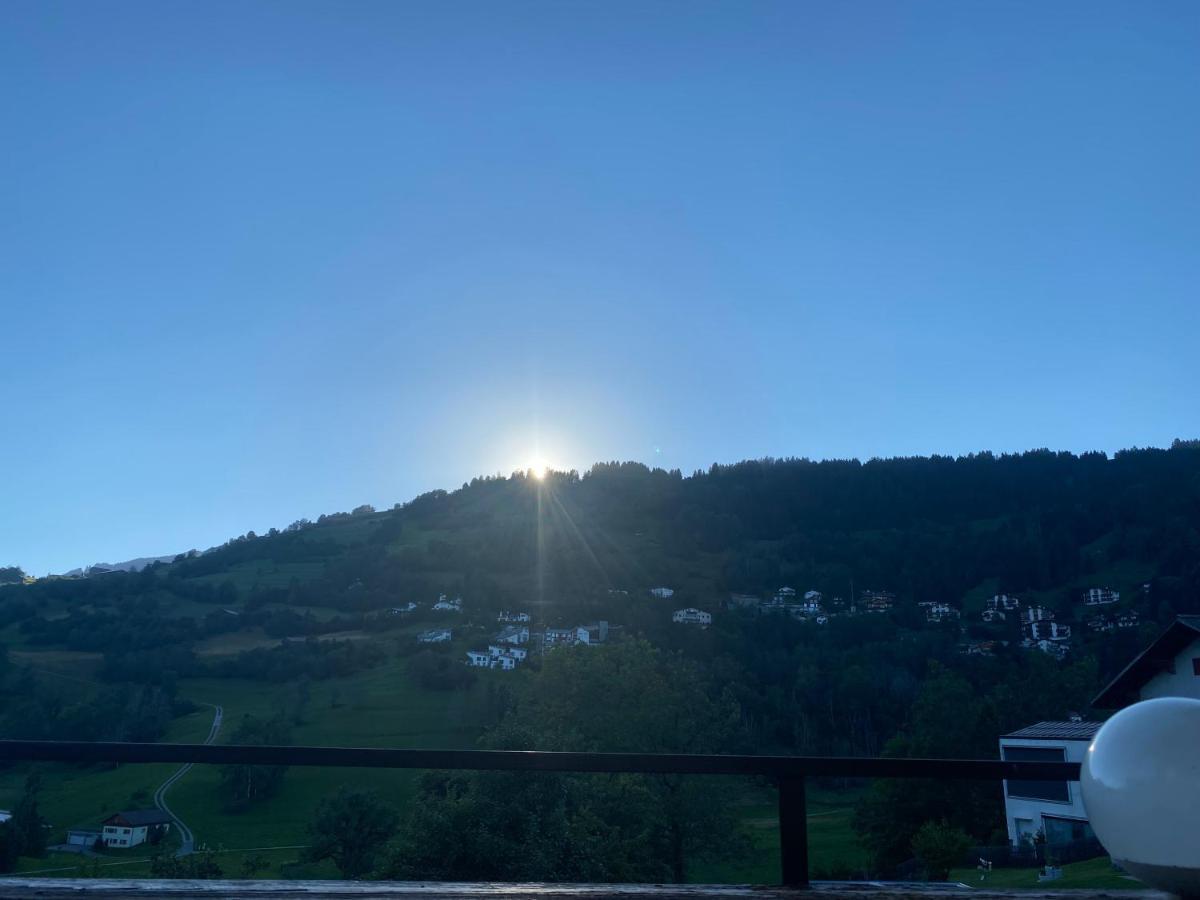Dachwohnung In Der Mitte Von Laax-Dorf Zewnętrze zdjęcie